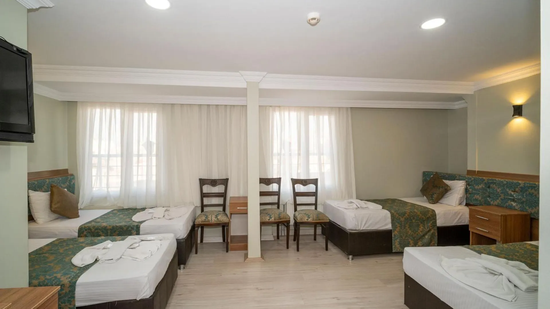 Hotel Simper Istanbul 3*,